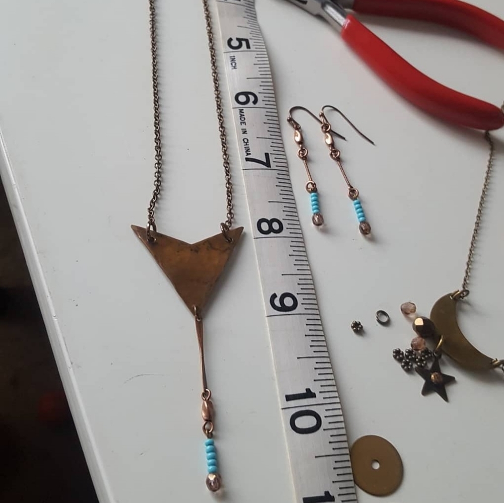 Handmade Necklase Earrings Set - Picture 5 of 5